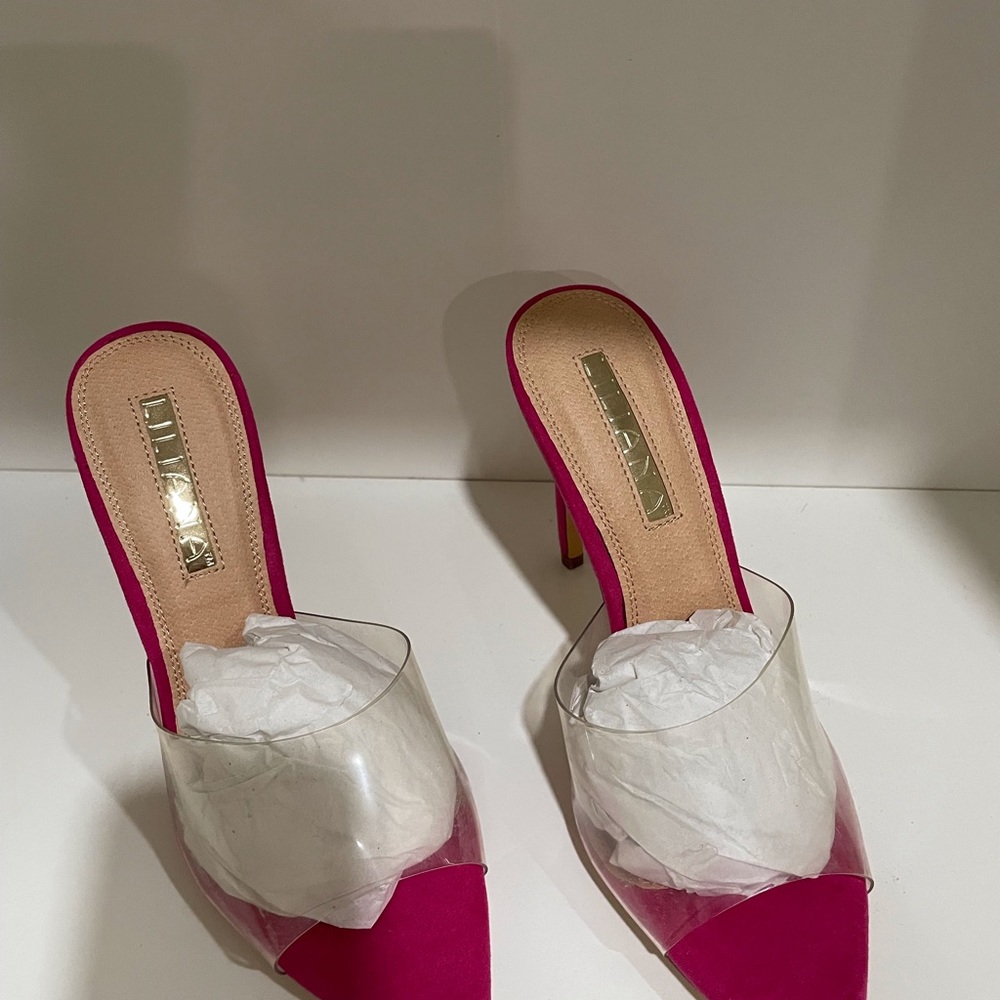Heels - Picture 2 of 3